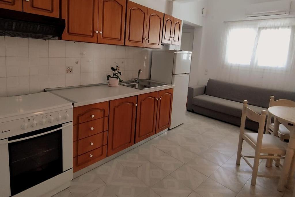 Appartamento Center Of Parga-John'S House Esterno foto