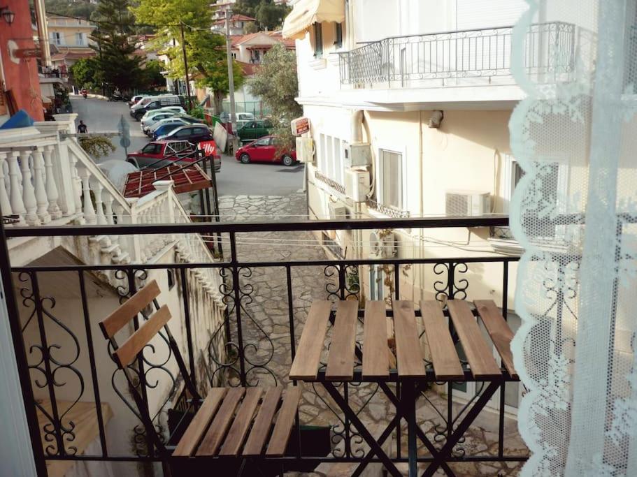 Appartamento Center Of Parga-John'S House Esterno foto